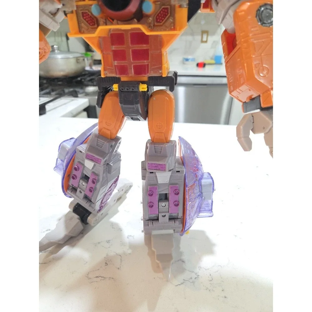 2003 Hasbro Transformers Armada Unicron Planet Large Figure